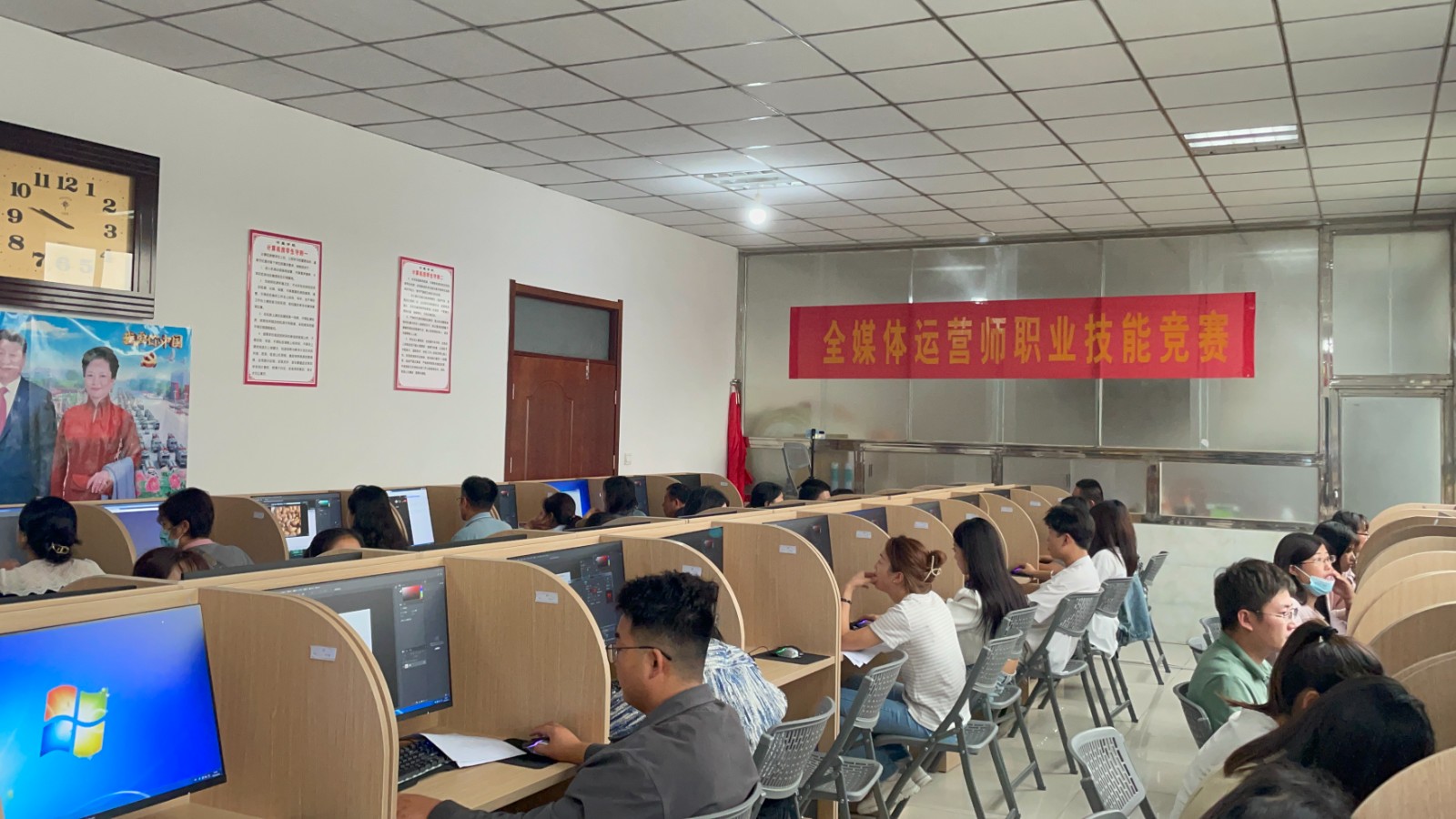 ee7df43833cd9b33f46d08cb026d864.jpg ee7df43833cd9b33f46d08cb026d864.jpg