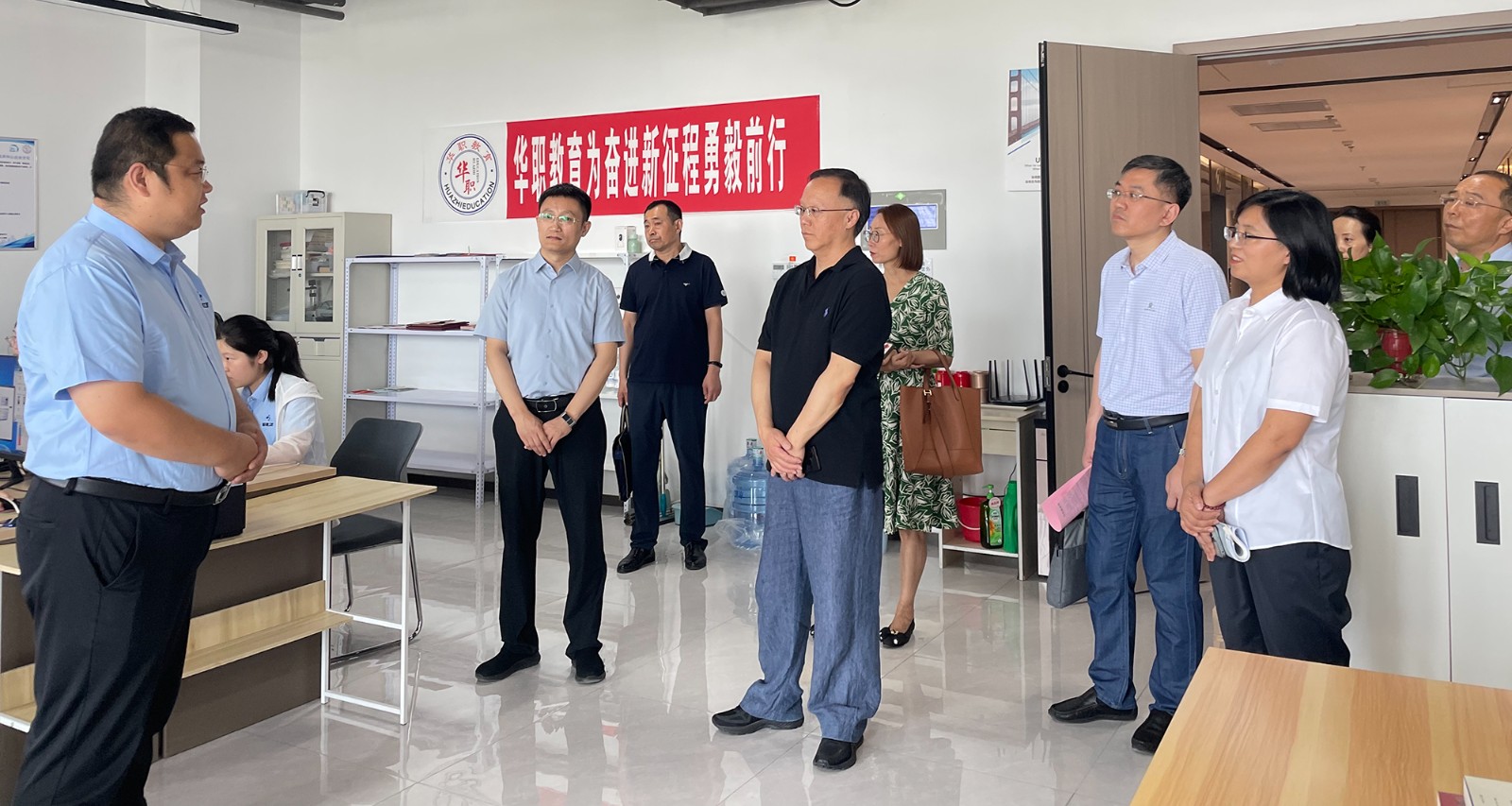 ddfadeee9b85dd49113bb3b15a2f0e0.jpg ddfadeee9b85dd49113bb3b15a2f0e0.jpg