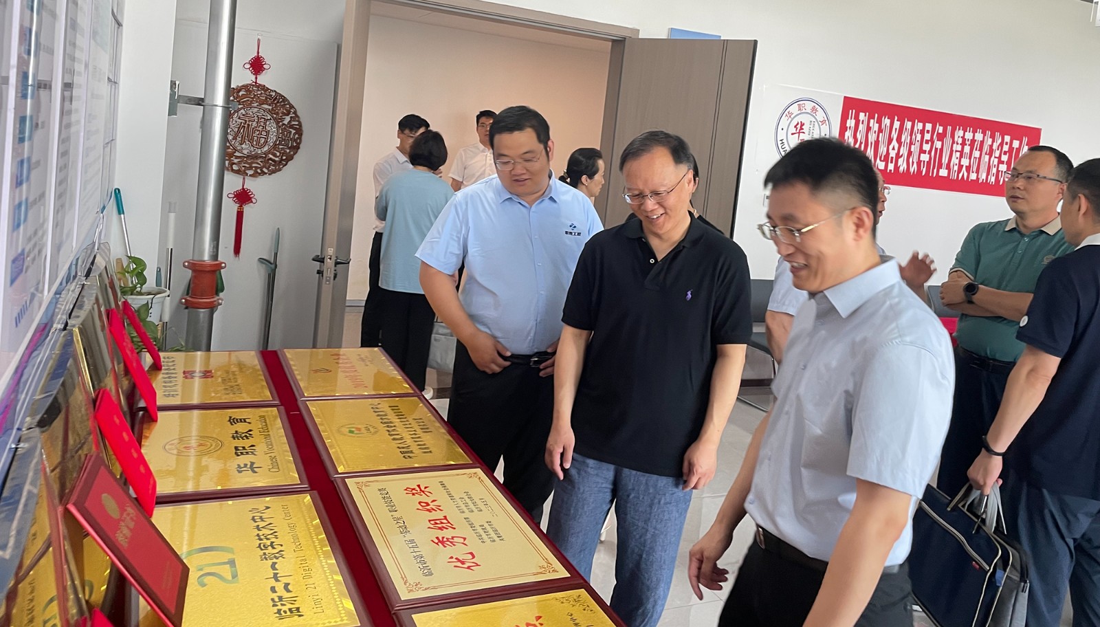 191e08b0e25226f87e1fead4bf2fafb.jpg 191e08b0e25226f87e1fead4bf2fafb.jpg