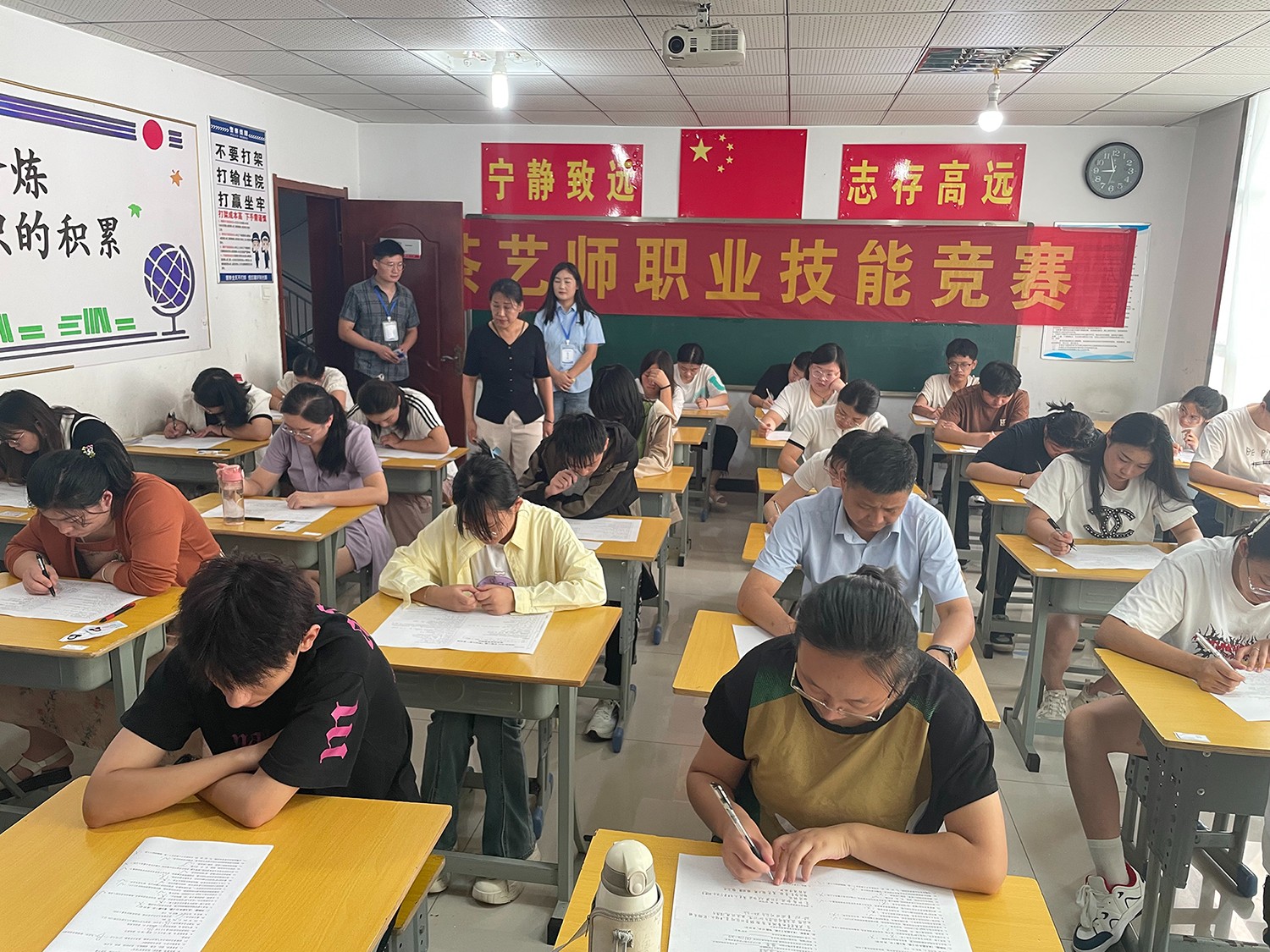 ddb1c8001188827046a1400e3c1b8f5.jpg ddb1c8001188827046a1400e3c1b8f5.jpg