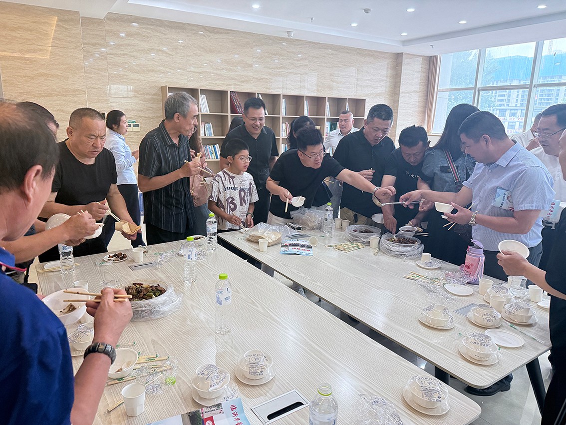 b55a1fae592536ead79b0915e470ea5.jpg b55a1fae592536ead79b0915e470ea5.jpg